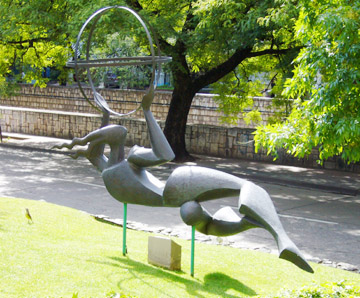 Cordoba sculpture
